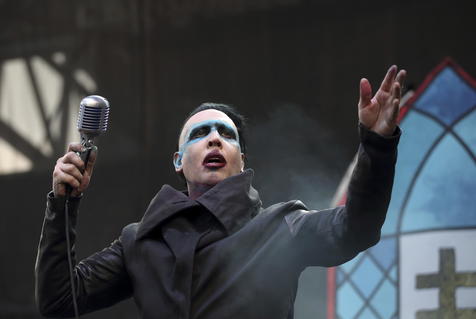 Se entregó a la policía el cantante Marilyn Manson