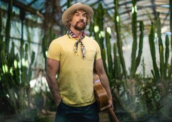 ‘Vuélame el corazón’ es el título de un nuevo disco de Macaco