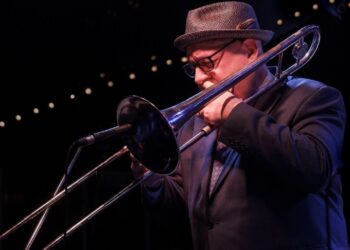 La visita de Steve Davis brillante protagonista de la apertura del festival de jazz de verano