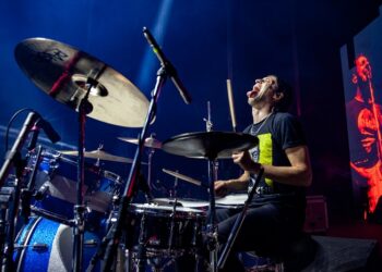 Proyectan de manera gratuita un documental de Divididos en Hurlingham y Tilcara con fines benéficos