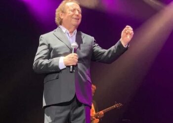 Dyango vuelve con sus herederos y asegura: «La canción romántica siempre existirá»