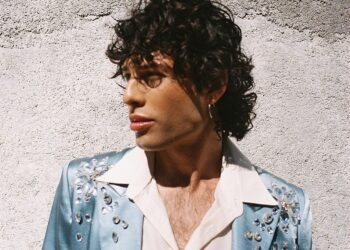 Leo Rizzi lanza nuevo y pegadizo adelanto, «Cielo violeta»