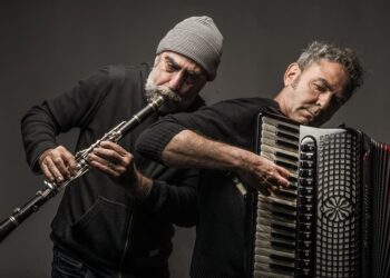 Lerner & Moguilevsky llaman a reunirse en «Tish» para reponer «lo comunal como inspiración»