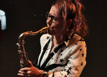 Jazz al anochecer en el Mercat Caballito