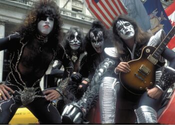 Kiss se retiró de los escenarios y se convirtió en un grupo virtual
