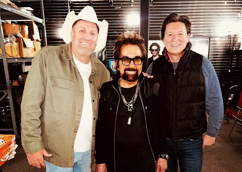 Tony Brown recibe el primer premio a los logros de una vida