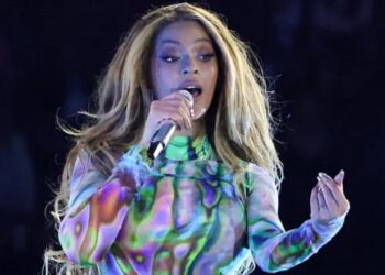 Al álbum de Beyoncé le faltan pistas en vinilo, dicen los fanáticos
