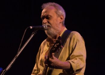 David Lebón: «Las mejores bandas duran 10 años»