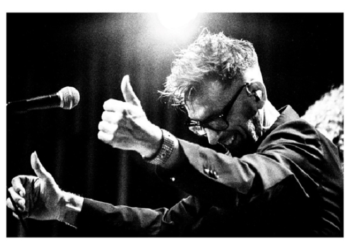 Diego Frenkel presenta «Intimo & Acústico»