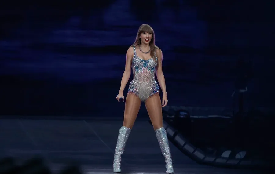 Taylor Swift supera a Rihanna como la artista musical femenina más rica del mundo