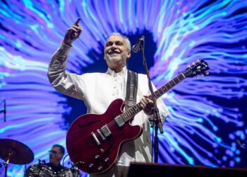 David Lebón regresa al mítico Estadio Obras y presenta «Herencia Lebón»