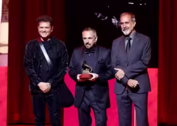 Alejandro Lerner recibió el Grammy Latino a la Excelencia Musical