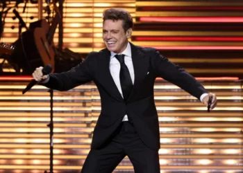 Luis Miguel ganó el premio a la mejor «Gira Latina del Año» en los Billboard Music Awards