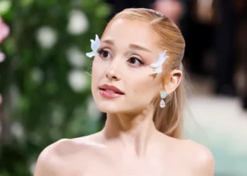 Ariana Grande lanzará ‘Eternal Sunshine Deluxe