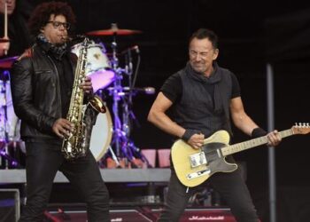 Bruce Sprinsteen vende su catálogo musical