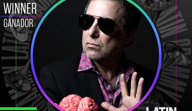 Andrés Calamaro ganó un Grammy con «Mejor Canción Pop Rock» por el tema «Hong Kong» junto a C. Tangana, Jorge Drexler, Alizz y Víctor Martínez.