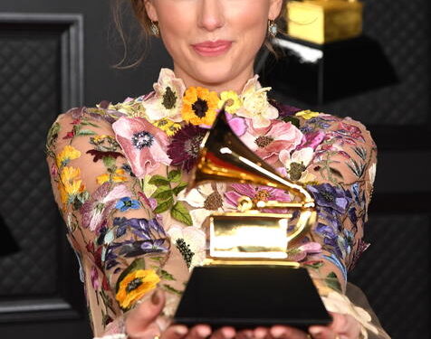 Taylor Swift pide suspender juicio en su contra