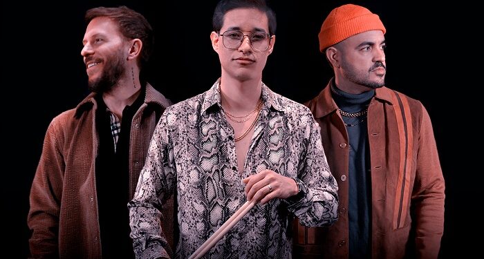 Tony Succar, lanza en versión salsa la canción del año «Leave the door open» con Noel Shajris y Jean Rodríguez