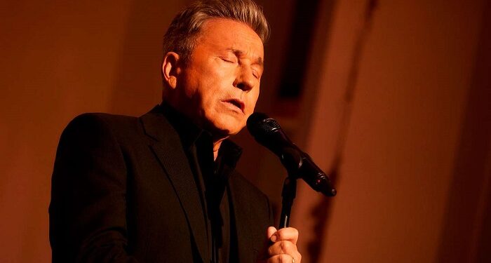 Ricardo Montaner se vuelve arrabalero y presenta “El día que me quieras”