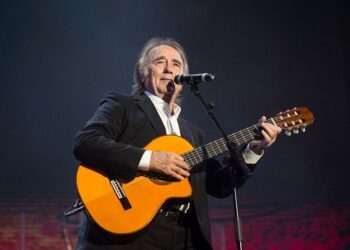 Serrat se despidió en México evocando a Cantinflas
