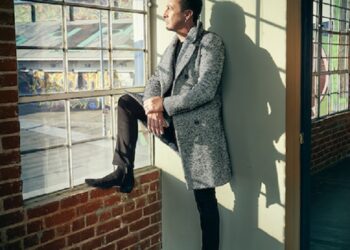 Julian Lennon presenta dos nuevos adelantos de su próximo álbum