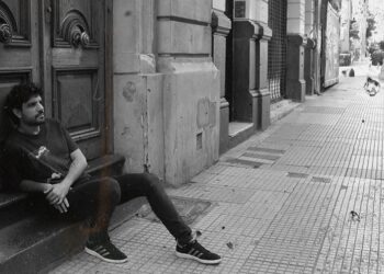 Leo Nicastri está presentando “El Despertar” su primer disco solista