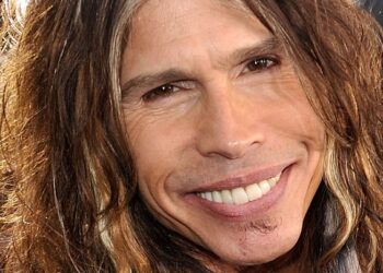 Steven Tyler salió con éxito de su rehabilitación