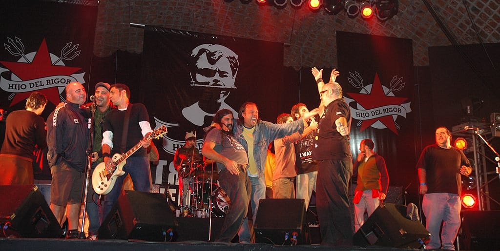 Los uruguayos «Trotsky Vengarán» prometen una noche de punk rock en Argentina