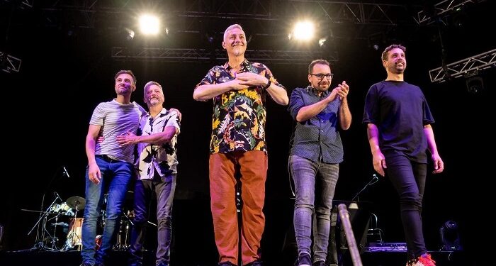 Pedro Aznar, con ambicioso disco doble: «La única manera de gustarle a todo el mundo es estar muerto»