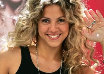 Cuando una adolescente Shakira buscaba representante en España