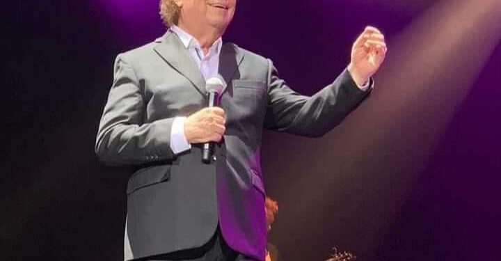 Dyango vuelve con sus herederos y asegura: «La canción romántica siempre existirá»