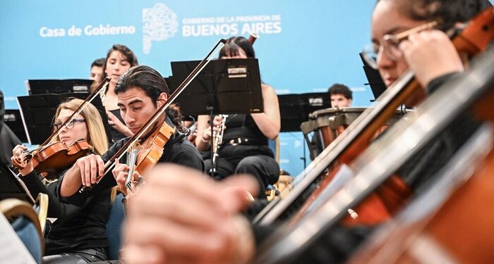 La Primera Orquesta Juvenil Bonaerense debutó con un concierto en la Gobernación