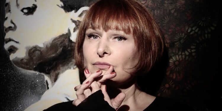 Vera Cirkovic presenta su disco titulado «Vera canta Barbara» en el marco del evento «Viví Francia»