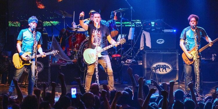 2 Minutos, Jauría y Bulldog encabezarán la primera edición del Slam Punk Festival en el Luna Park