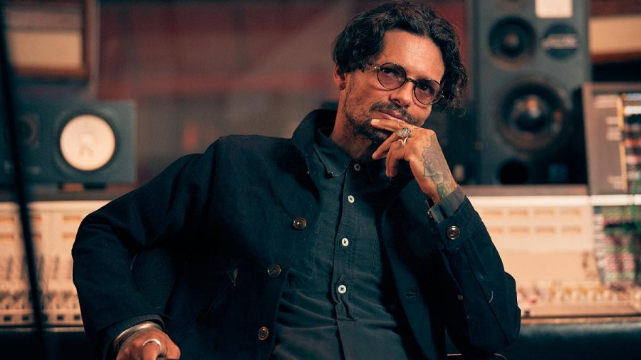 Draco Rosa presenta “Penélope”, grabada durante el histórico concierto Draco Rosa & Friends, en dueto con Tommy Torres