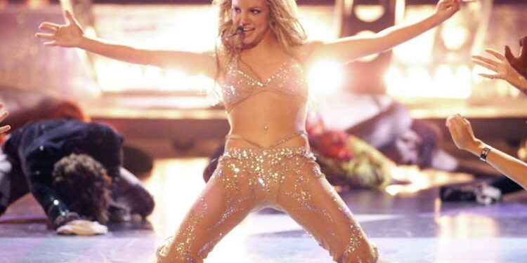 La cantante pop Britney Spears repasa su vida en una autobiografía