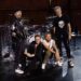 U2 lanza su nuevo simple, «Atomic City», un guiño a sus comienzos en los 80