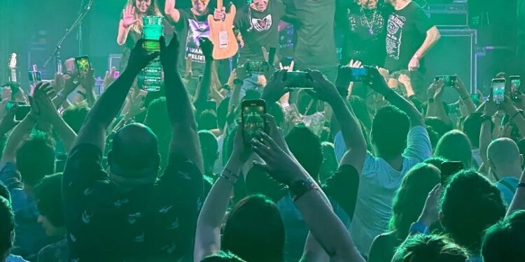 Enanitos Verdes anunció una presentación en el Luna Park