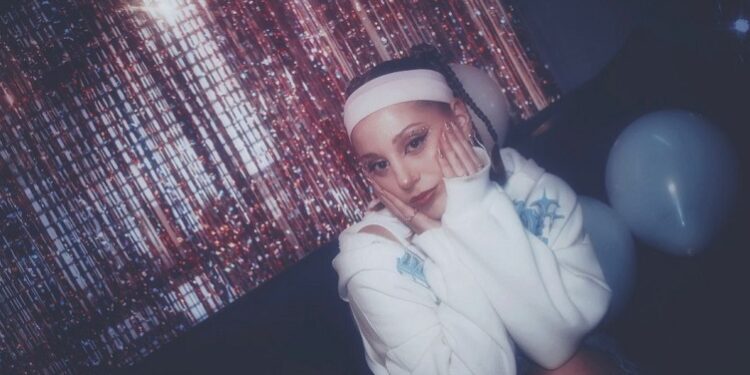 Keyla presenta su single + videoclip debut con “Slow Motion”