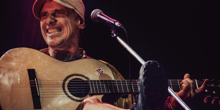 Manu Chao vuelve a la Argentina para hacer shows en formato acústico