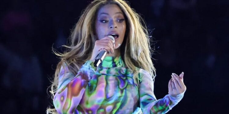 Al álbum de Beyoncé le faltan pistas en vinilo, dicen los fanáticos