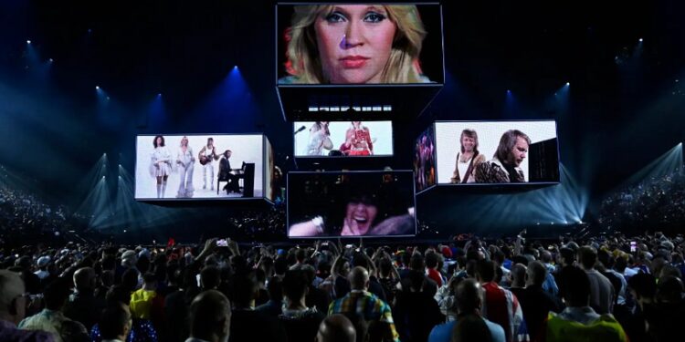 ABBA reaparece en Eurovisión por los 50 años del triunfo de ‘Waterloo’