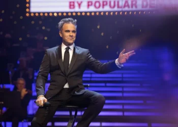 Robbie Williams abraza su vulnerabilidad y «al animal» que lleva dentro en ‘Better Man’