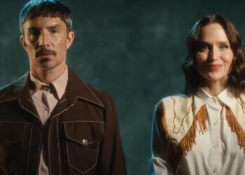 Emmanuel Horvilleur publica un nuevo single y videoclip titulado «Supersuave»