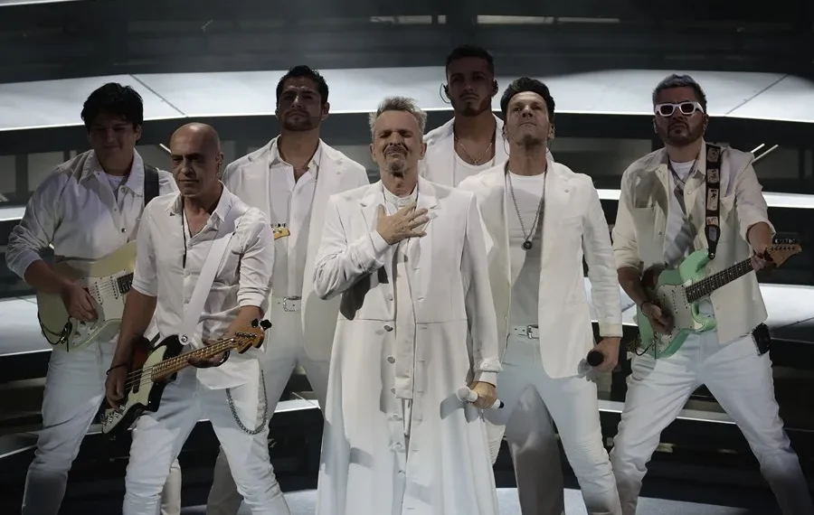 Miguel Bosé retoma el vuelo en Ciudad de México tras ocho años fuera de los escenarios