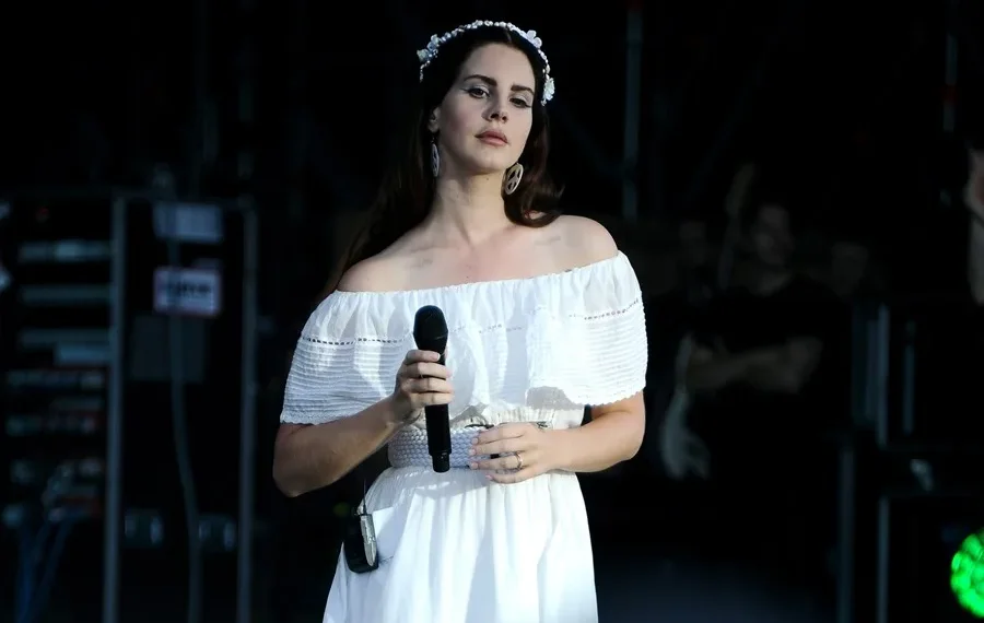 La cantante Lana del Rey lanza por sorpresa «Henry, Come On», primer sencillo de su nuevo álbum