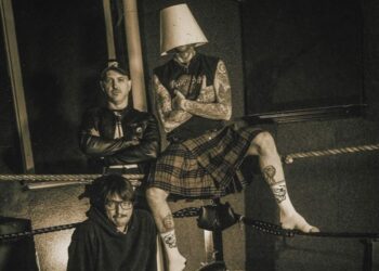 Los punk-rockeros de Oshawa, PLZ RESPOND, lanzan su nuevo y explosivo sencillo «Gold Rush