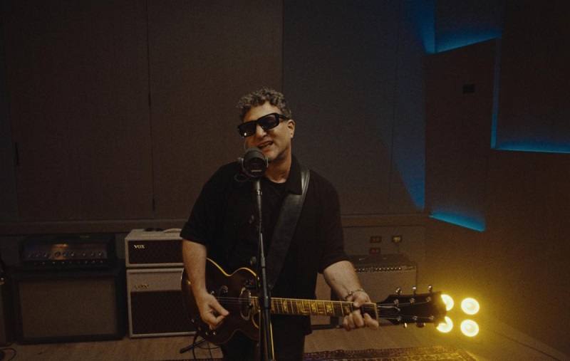 Jeffry Fischman graba “Alejándome de Ti”, su primer lanzamiento como solista