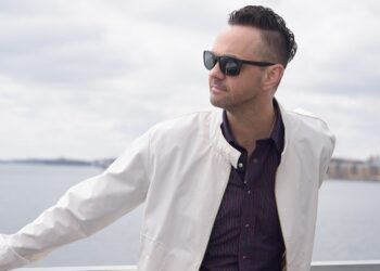 Kentucky lanza su nuevo sencillo «In Kingston Tonight», un homenaje a The Tragically Hip y un llamado a impulsar a Canadá hacia adelante