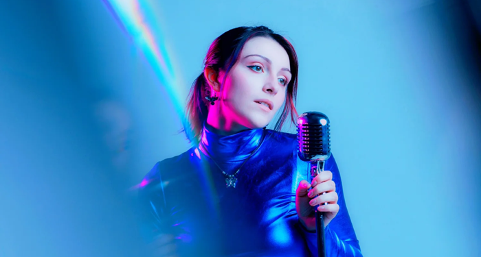 Maiah Wynne anuncia su nuevo álbum ‘Into the Waves’